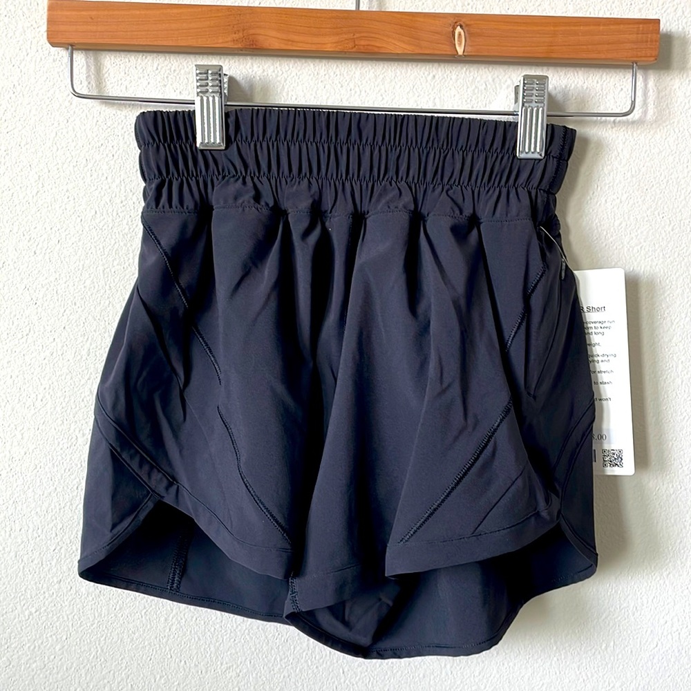 NWT Lululemon Track That Mid Rise Short 5" Lined
Black Size 2 - Picture 1 of 8